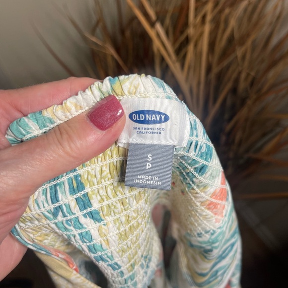 Old Navy brand beautiful women's size small petite summer dress - Picture 9 of 9